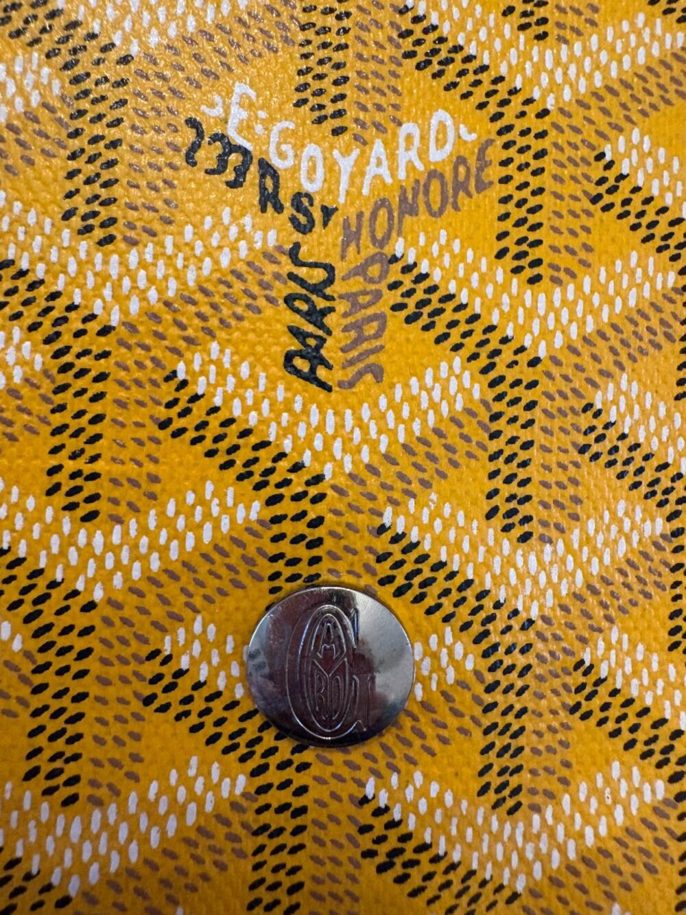 Goyard Plumet Pouch Wallet Yellow Crossbody Bag France Shoulder Strap - Picture 4 of 16